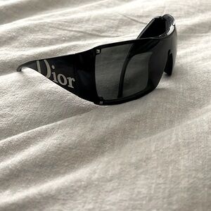 Dior Oversized Shield Sunglasses – Black Logo Arm – Authentic